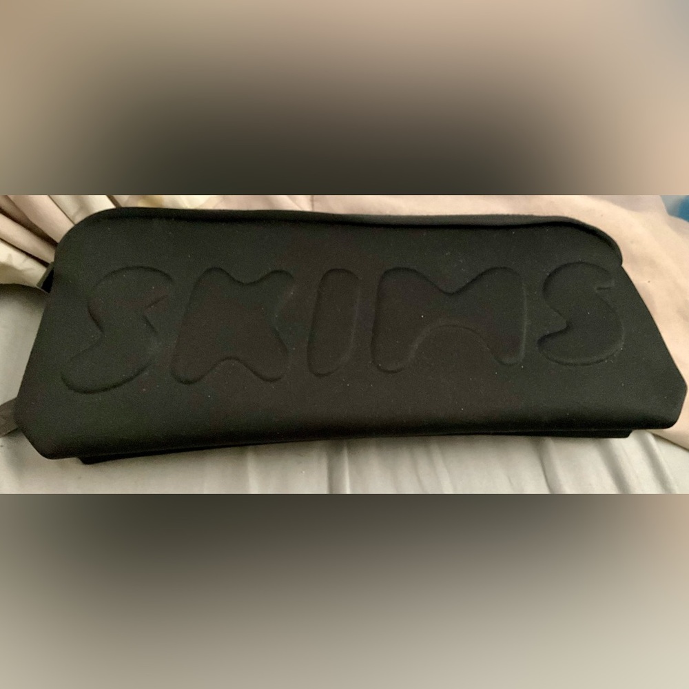 Skims waist trainer One size